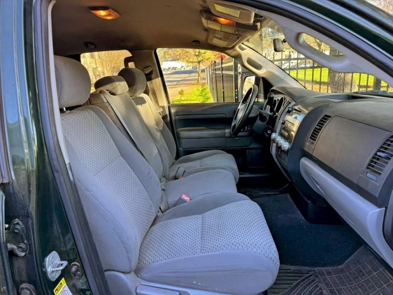 Toyota Tundra * DOUBLE CAB SR5 * CARFAX * , снимка 5 - Автомобили и джипове - 53023382