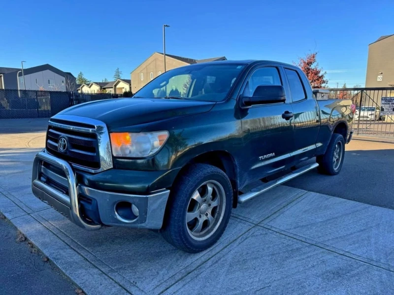 Toyota Tundra * DOUBLE CAB SR5 * CARFAX * , снимка 2 - Автомобили и джипове - 53023382