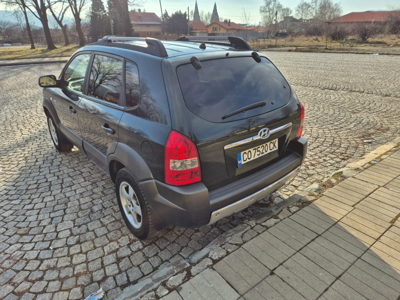 Hyundai Tucson, снимка 4 - Автомобили и джипове - 53155846
