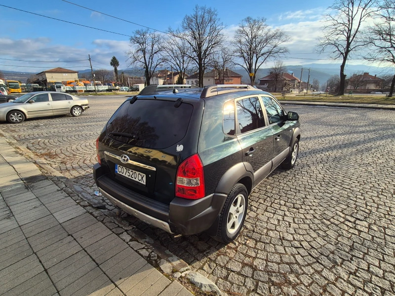 Hyundai Tucson, снимка 8 - Автомобили и джипове - 53155846