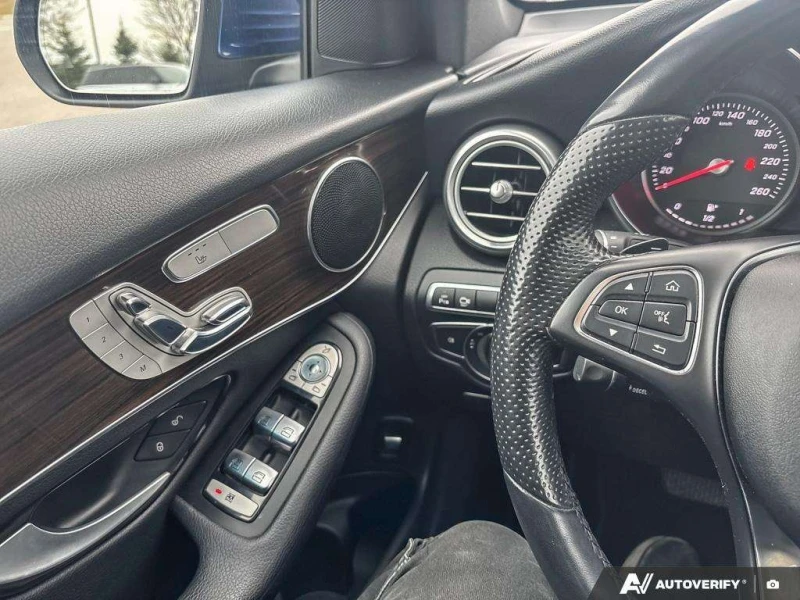 Mercedes-Benz GLC * 300 4M * CARFAX * ЦЕНА ДО БГ, снимка 12 - Автомобили и джипове - 53272094