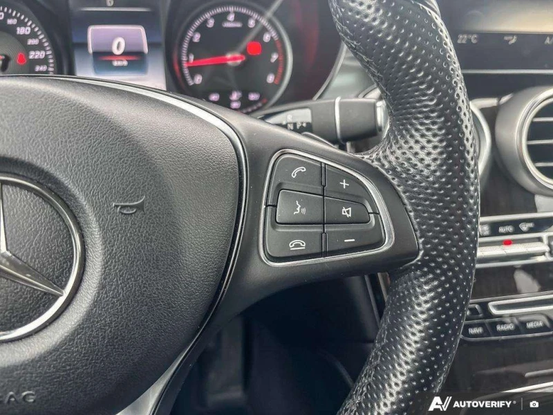 Mercedes-Benz GLC * 300 4M * CARFAX * ЦЕНА ДО БГ, снимка 13 - Автомобили и джипове - 53272094