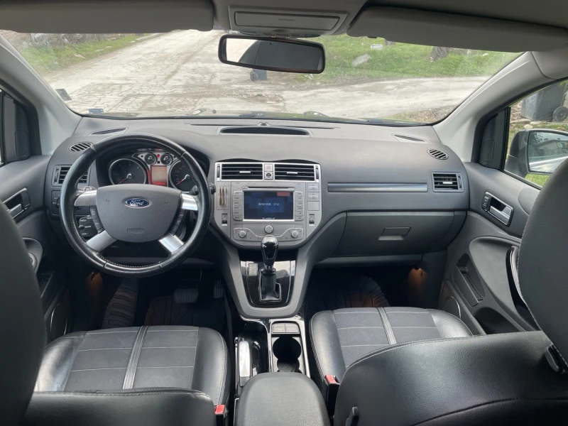 Ford Kuga, снимка 6 - Автомобили и джипове - 53405835