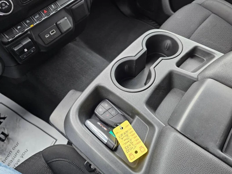 Gmc Sierra 1500 Pro Crew Cab 4WD, снимка 16 - Автомобили и джипове - 53454397