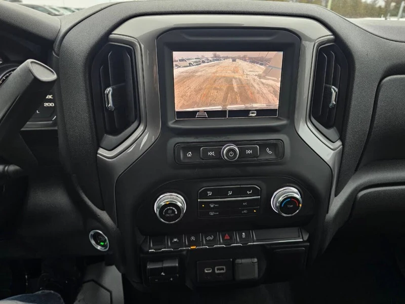 Gmc Sierra 1500 Pro Crew Cab 4WD, снимка 13 - Автомобили и джипове - 53454397