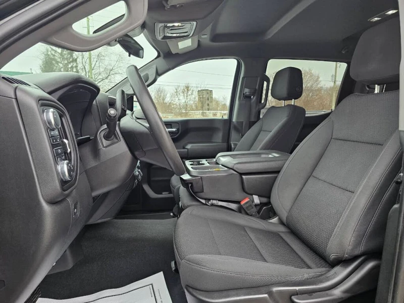 Gmc Sierra 1500 Pro Crew Cab 4WD, снимка 9 - Автомобили и джипове - 53454397