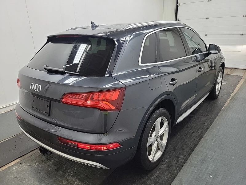 Audi Q5 * PROGRESSIV* * Aвтокредит* * Пълна сервизна истор, снимка 4 - Автомобили и джипове - 53520440