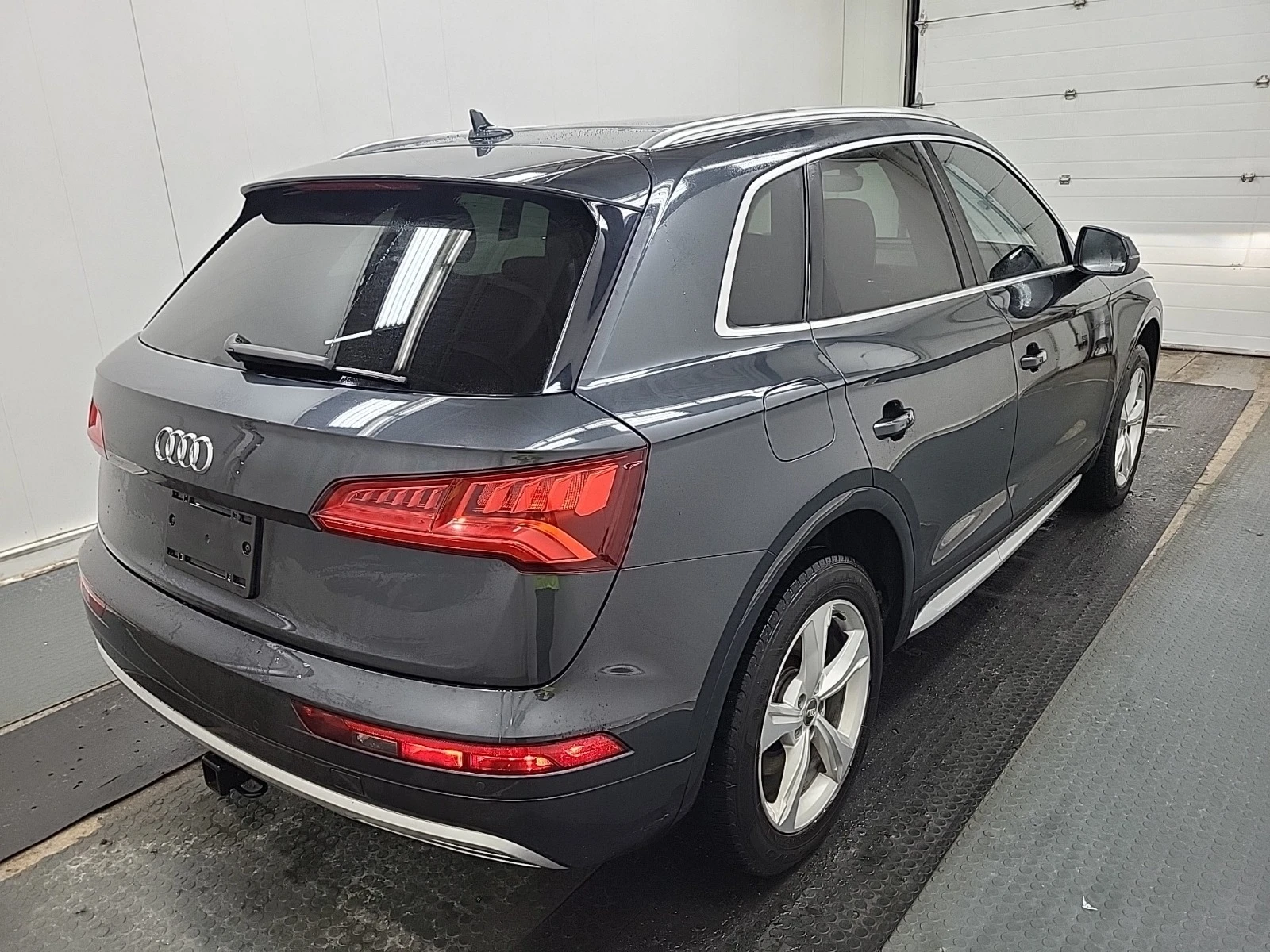 Audi Q5 * PROGRESSIV* * Aвтокредит* * Пълна сервизна истор - изображение 4