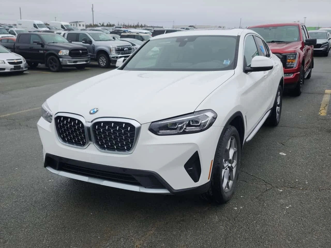 BMW X4 XDRIVE30I| PANORAMA| CARFAX| LANE ASSIST| 