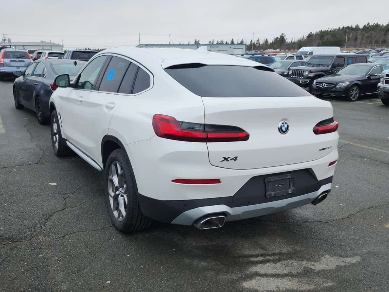 BMW X4 XDRIVE30I| PANORAMA| CARFAX| LANE ASSIST| , снимка 4 - Автомобили и джипове - 54079544