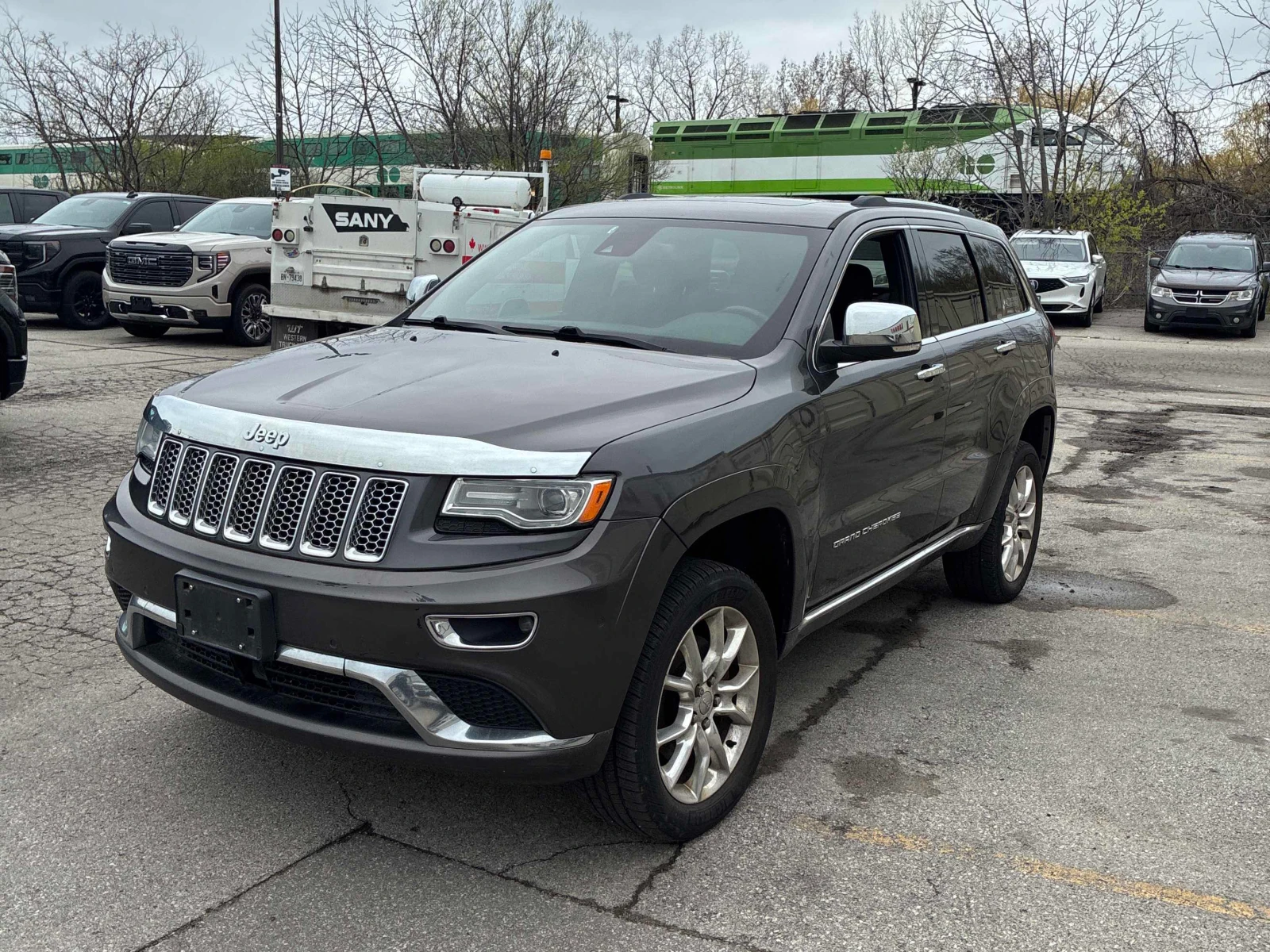 Jeep Grand cherokee Summit* Задна камера* Обдухване* Шибидах* H&K* 