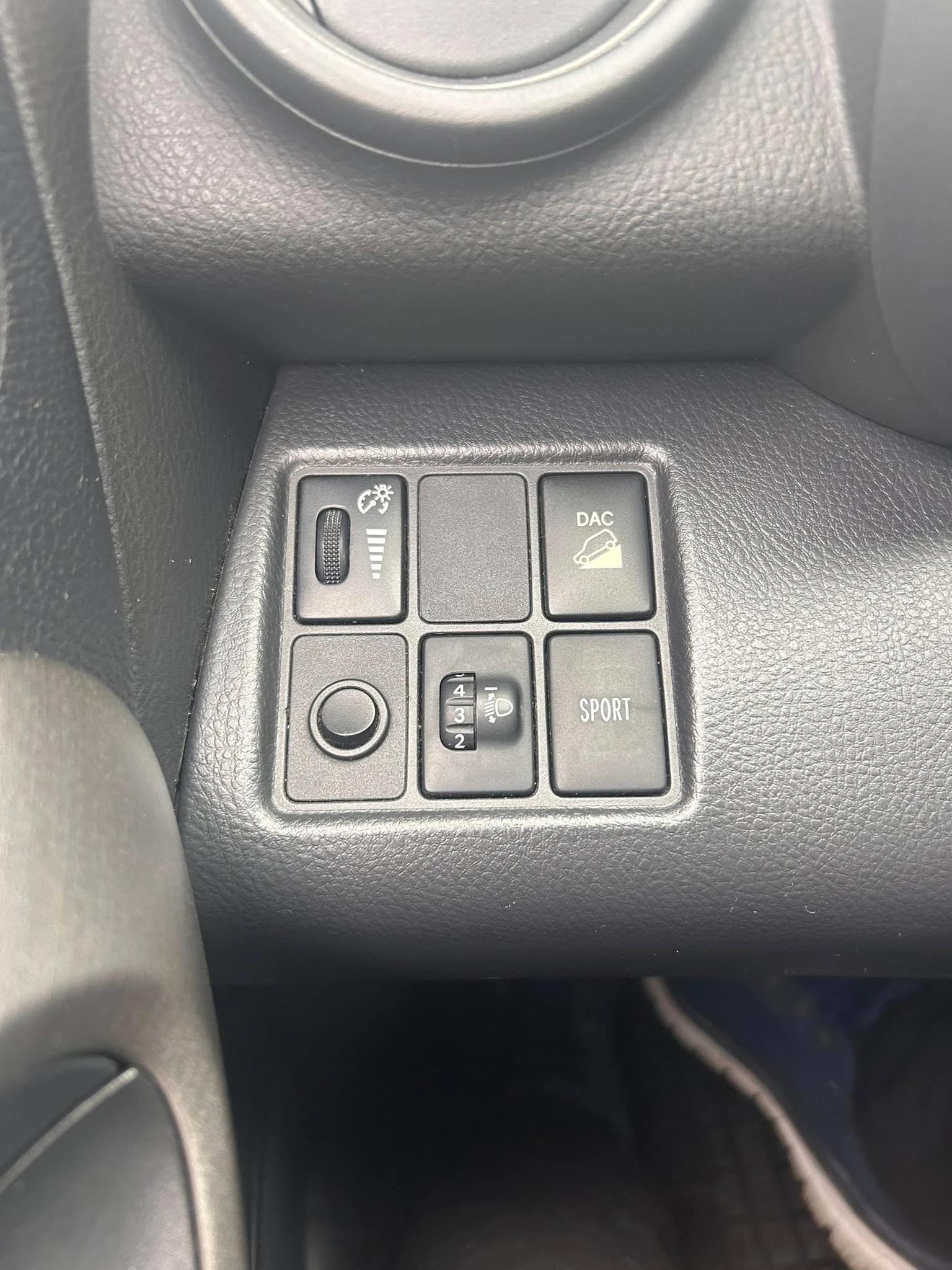 Toyota Rav4, снимка 12 - Автомобили и джипове - 54475745