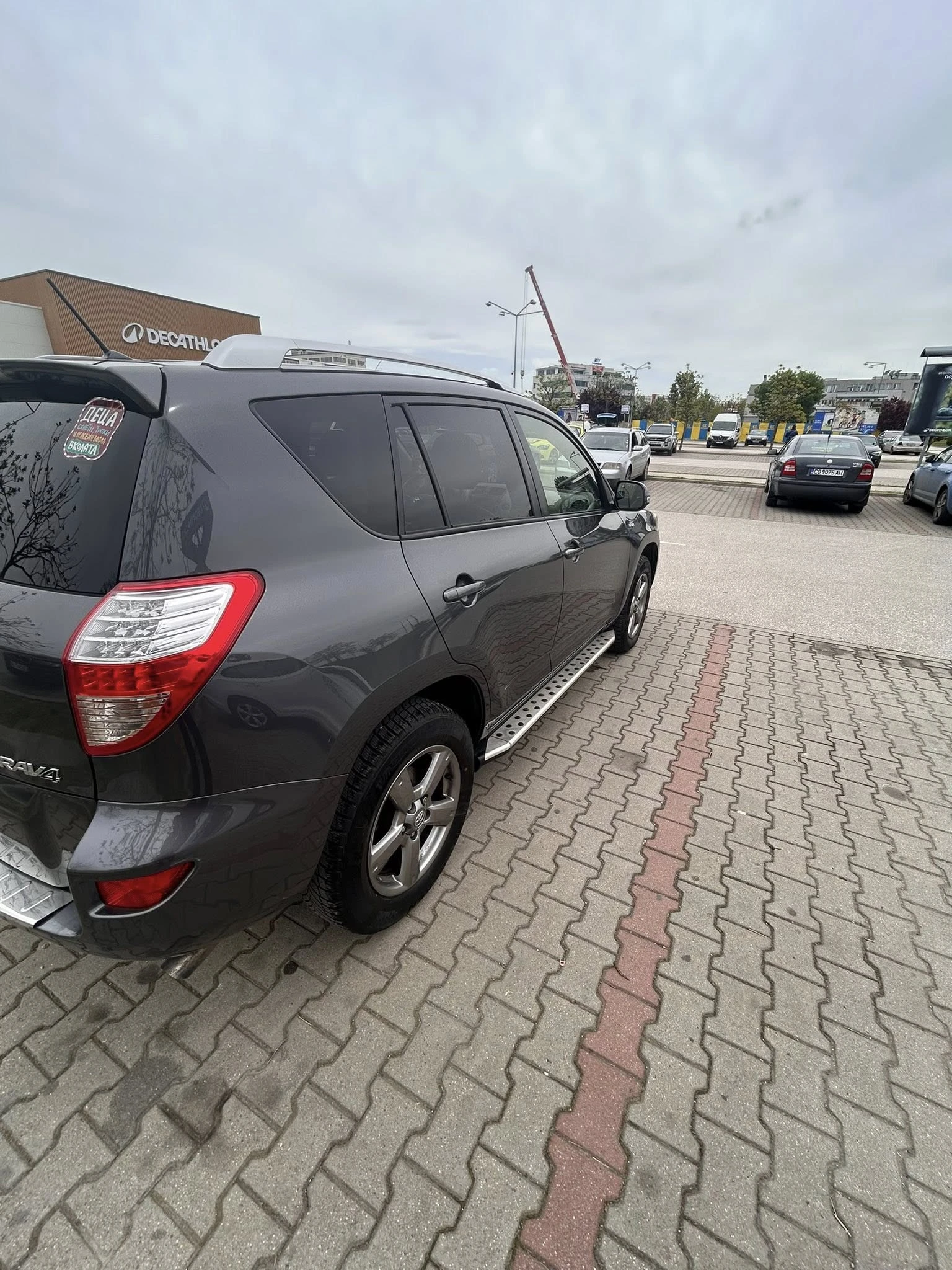 Toyota Rav4, снимка 4 - Автомобили и джипове - 54475745