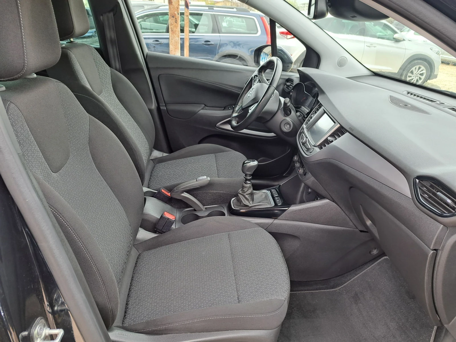 Opel Crossland X 1.5 D, снимка 12 - Автомобили и джипове - 54812712