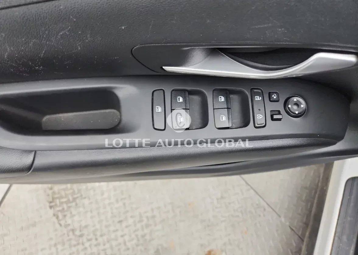 Hyundai Tucson Modern* 2WD* ОБДУХВАНЕ* ПОДГРЕВ, снимка 12 - Автомобили и джипове - 54896105