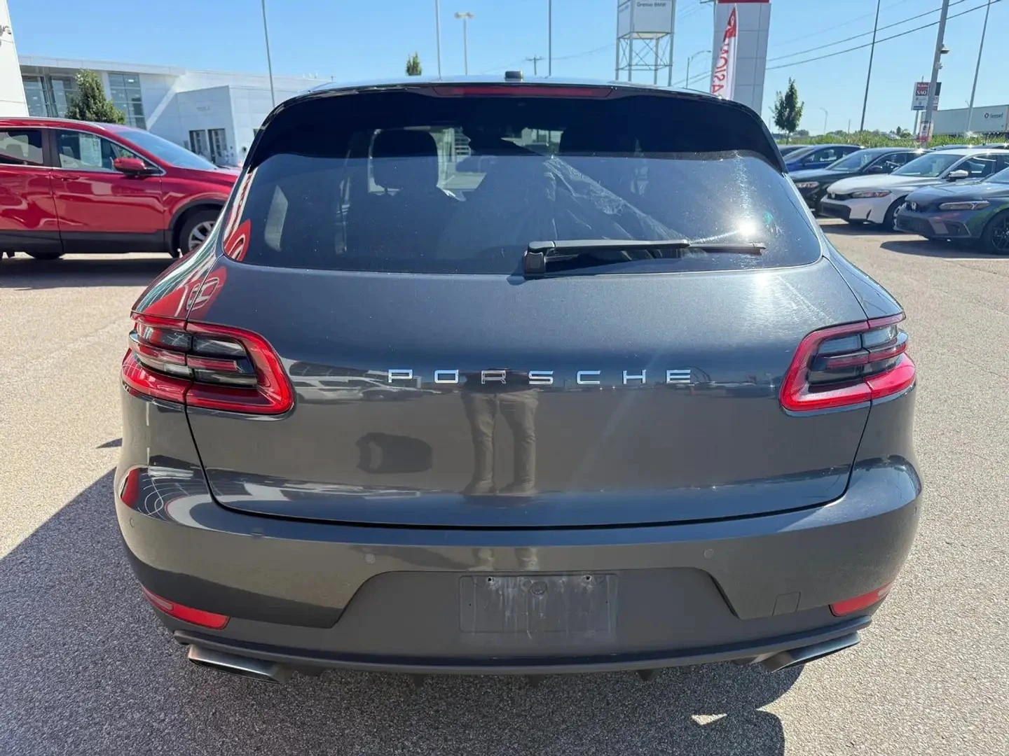 Porsche Macan ЦЕНА ДО БЪЛГАРИЯ АВТОКРЕДИТ, снимка 3 - Автомобили и джипове - 55585470