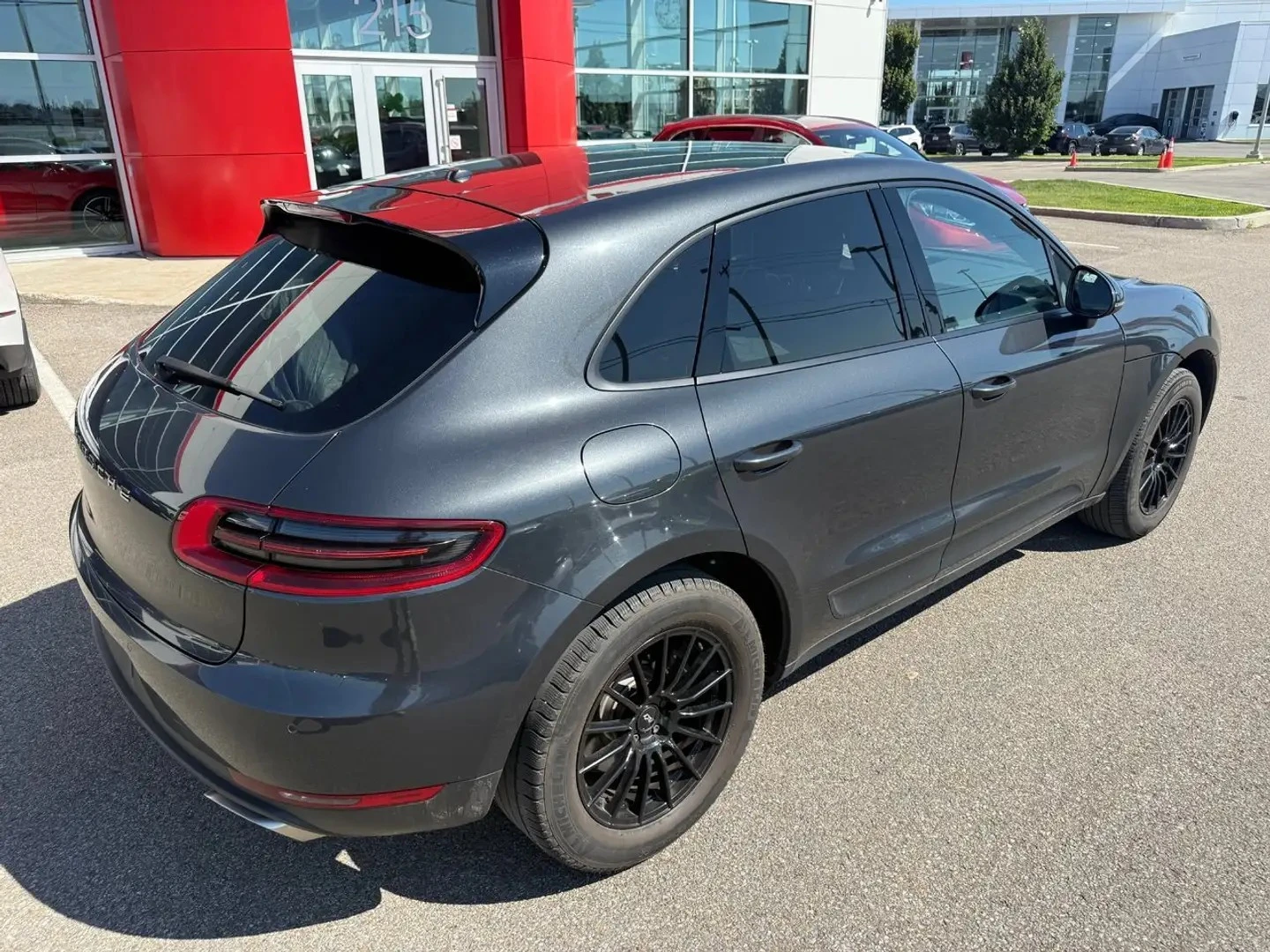 Porsche Macan ЦЕНА ДО БЪЛГАРИЯ АВТОКРЕДИТ, снимка 4 - Автомобили и джипове - 55585470