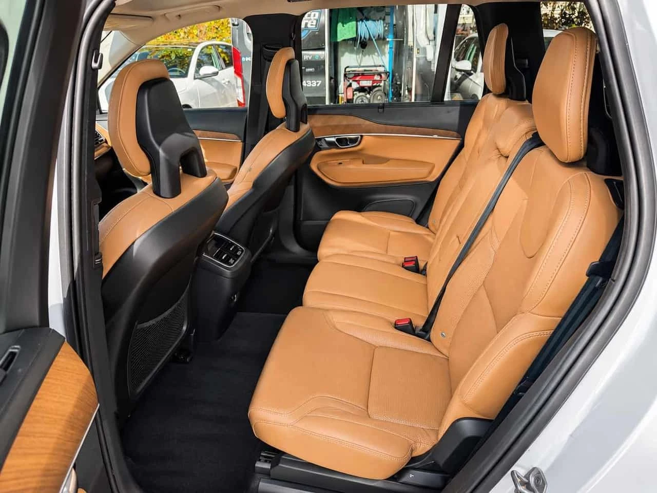 Volvo Xc90 * T6 Inscription * CARFAX * ����� �� ����������� | Mobile.bg � ����������� 14