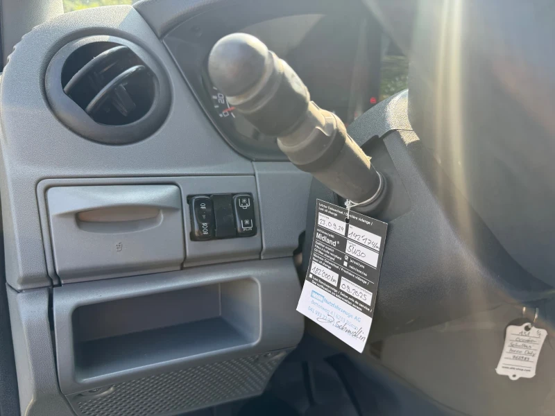 Iveco 35s15 21 МЕСТЕН КЛИМАТРОНИК ДО 3.5ТОНА 3.0L , снимка 15 - Бусове и автобуси - 50658677