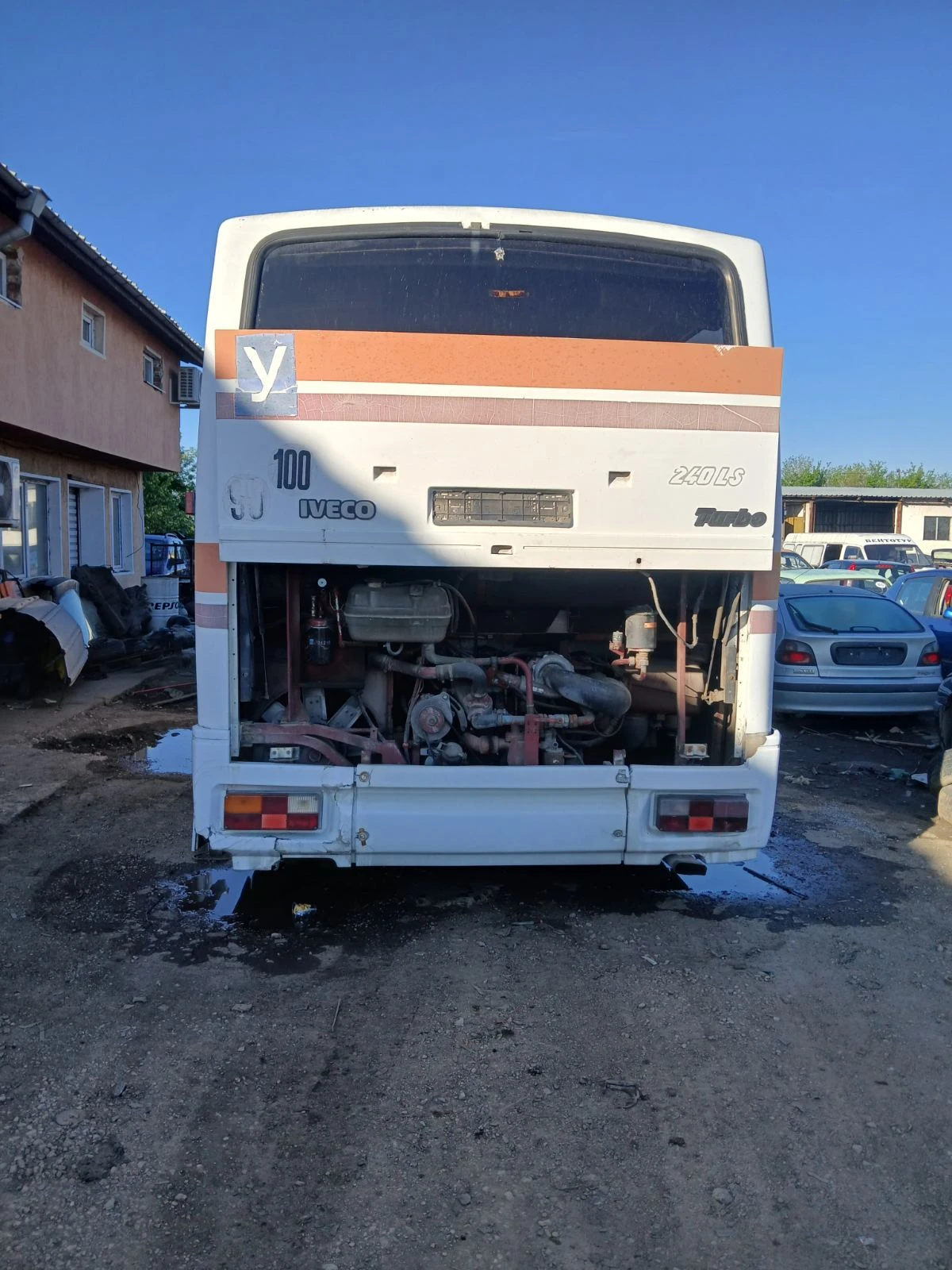 Iveco Uni 702 H 20, снимка 2 - Бусове и автобуси - 54548070