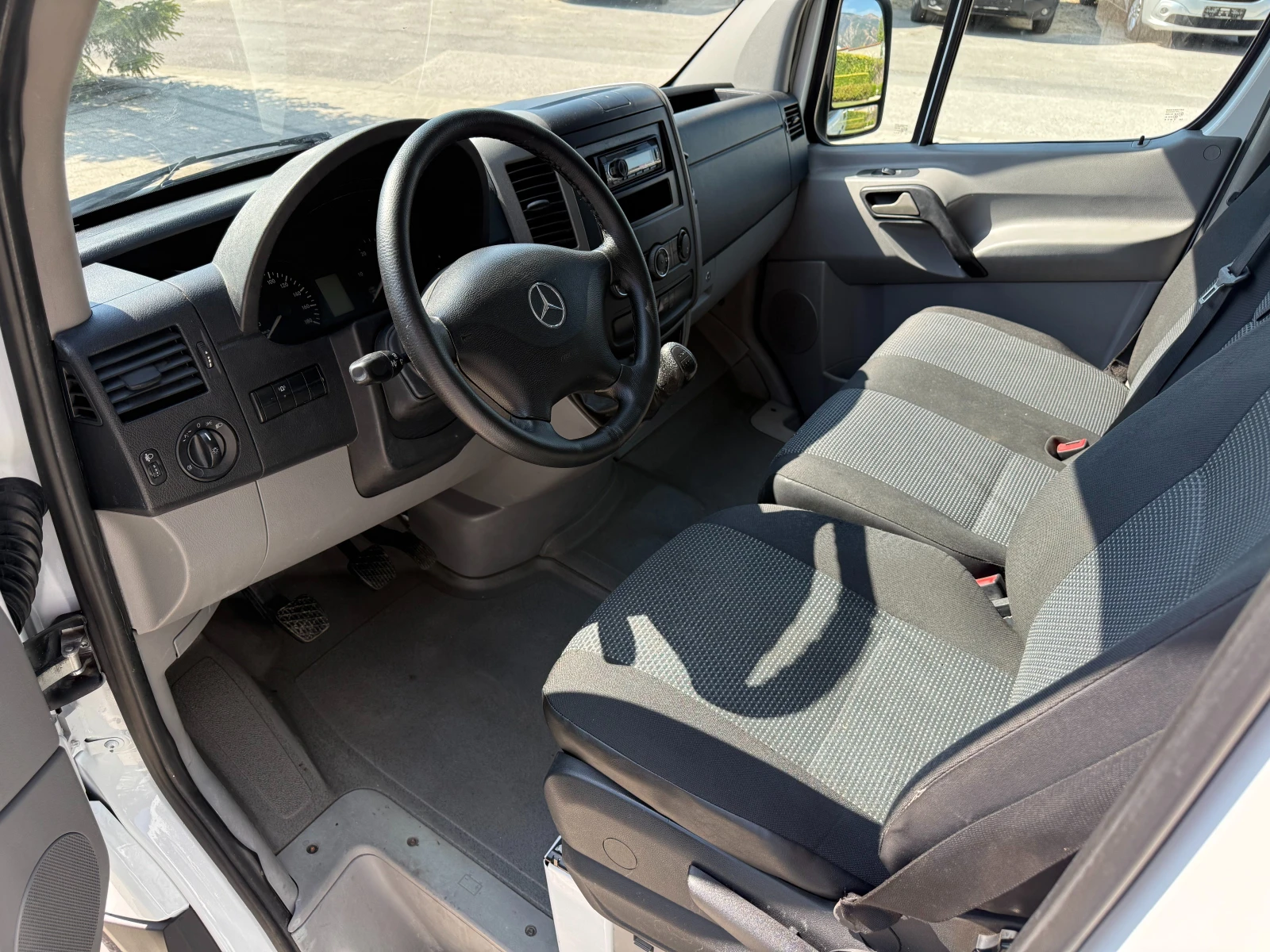 Mercedes-Benz Sprinter 313CDI Товаропътнически 7-местен Клима L2H1 Euro5 , снимка 14 - Бусове и автобуси - 56138688