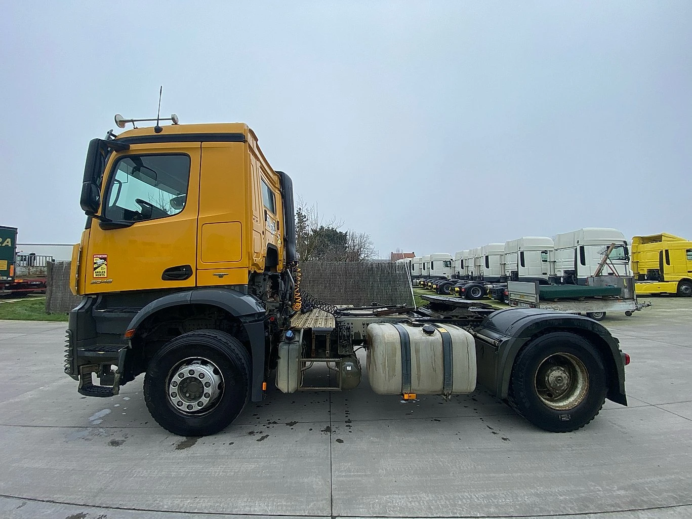 Mercedes-Benz Arocs 2048 - изображение 4