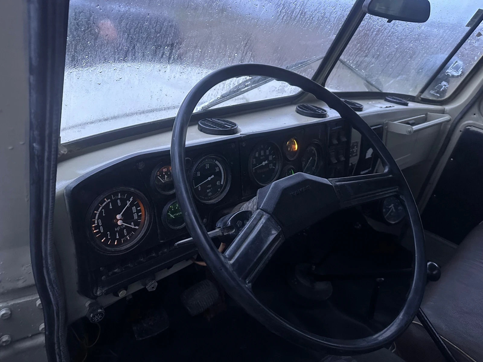 Ural 4320, снимка 4 - Камиони - 55083987