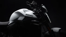 Ducati Monster + Iceberg White, снимка 2