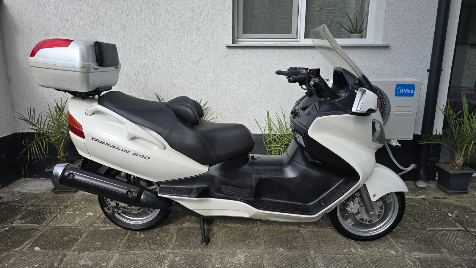 Suzuki Burgman  - изображение 4