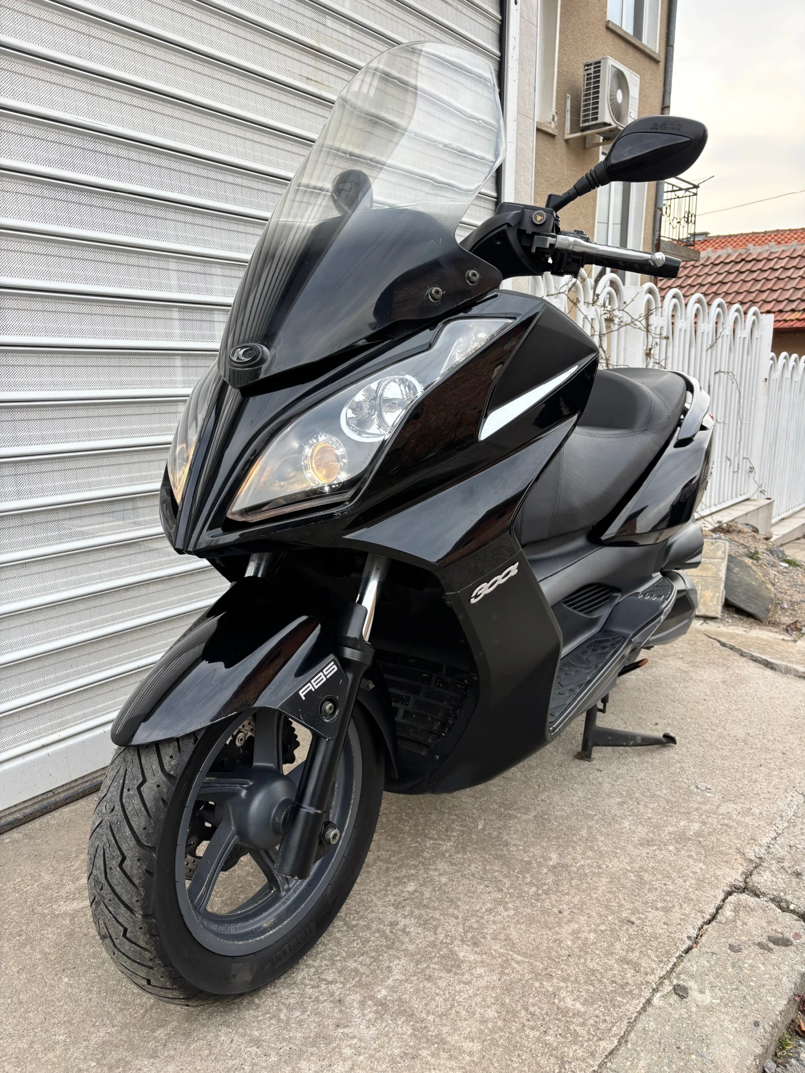 Kymco Downtown 300i ABS - изображение 4