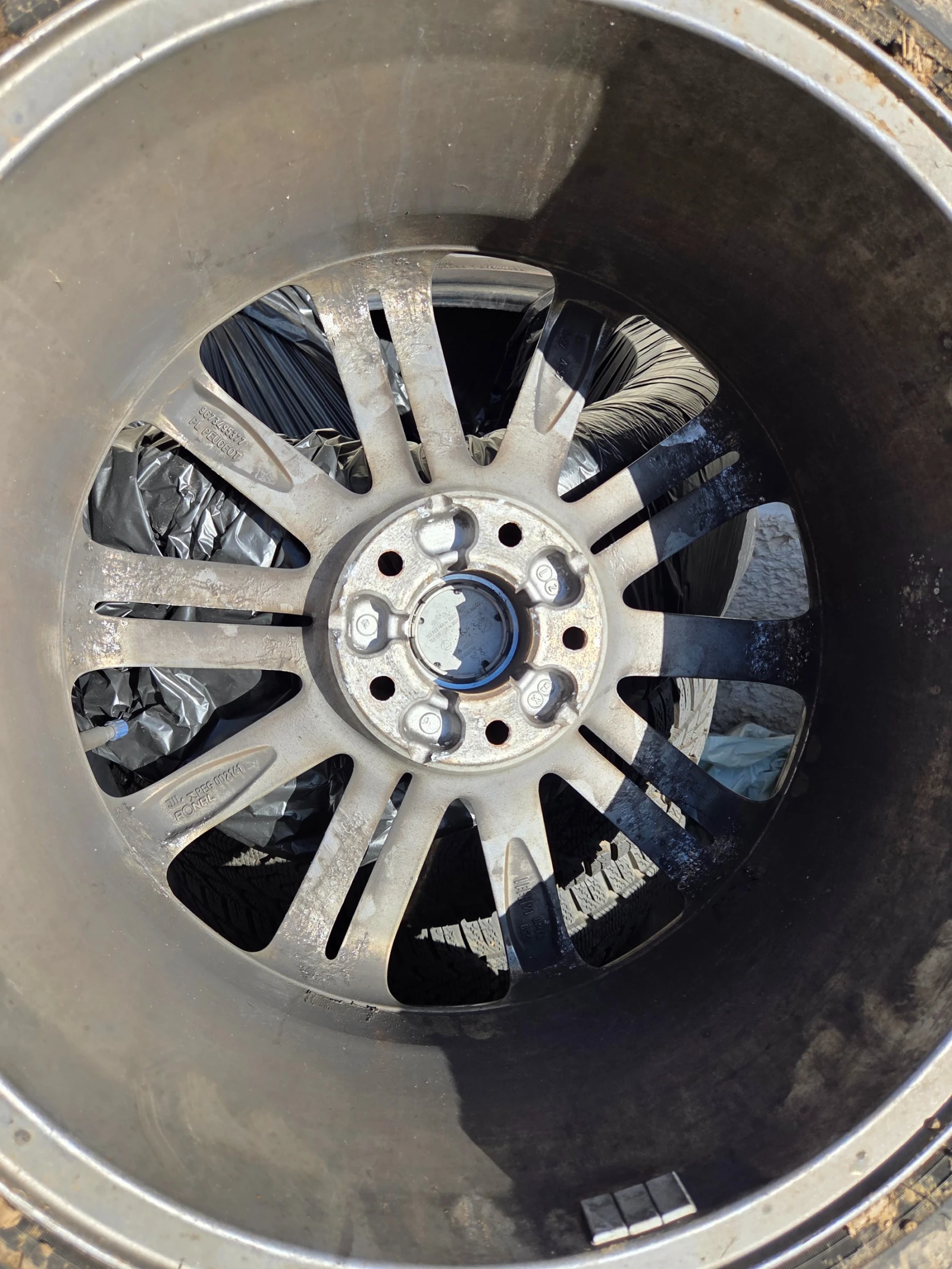    235/45R18  Peugeot 3008 | Mobile.bg   4