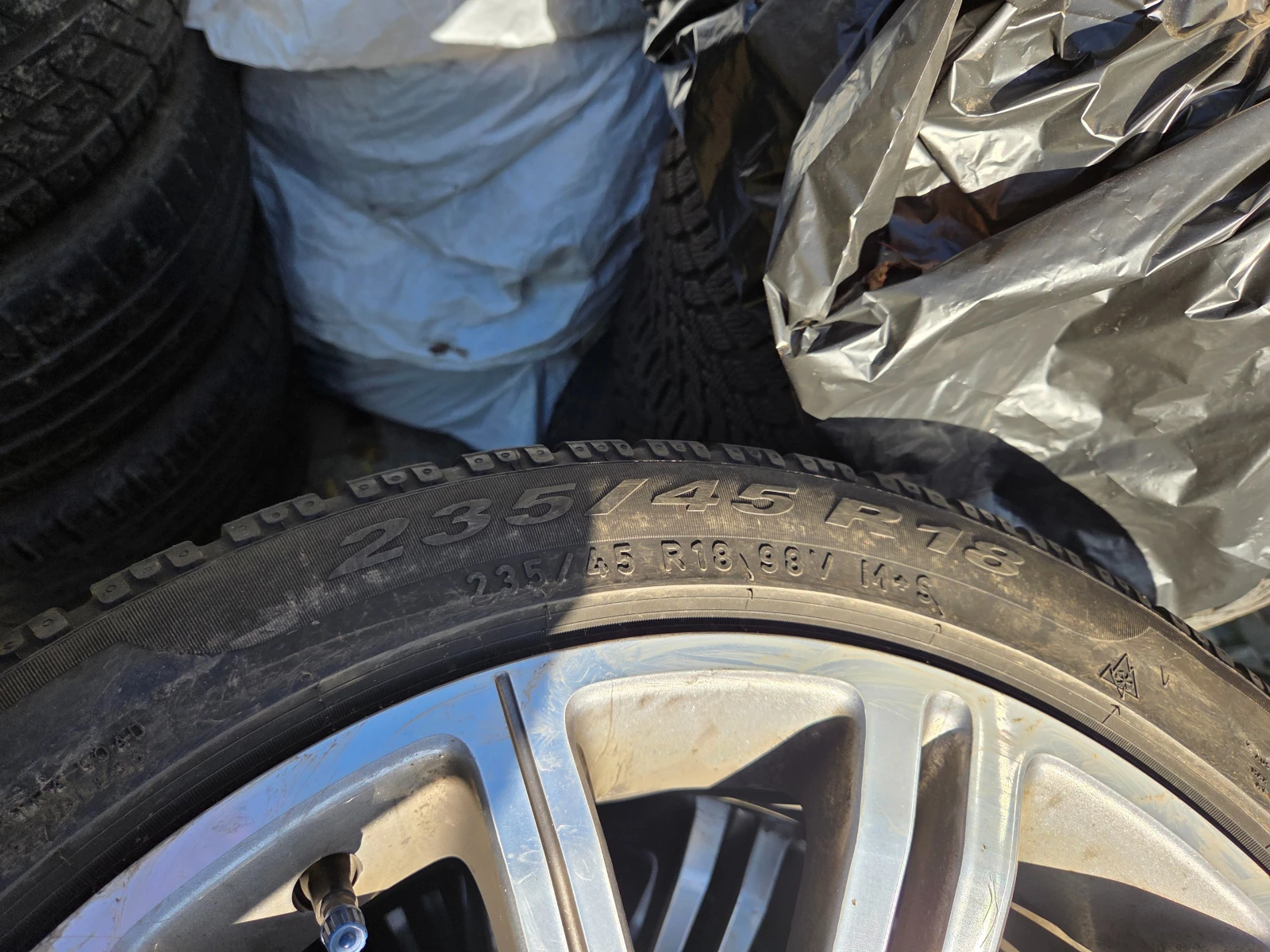    235/45R18  Peugeot 3008 | Mobile.bg   15