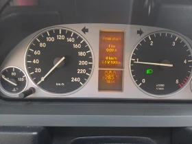 Mercedes-Benz B 180, снимка 8