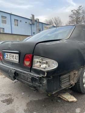 Mercedes-Benz E 280 - 1250 € / 2444.79 лв. - 43823193 2
