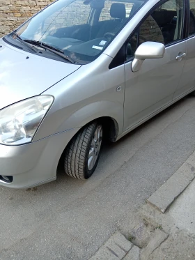 Toyota Corolla verso 