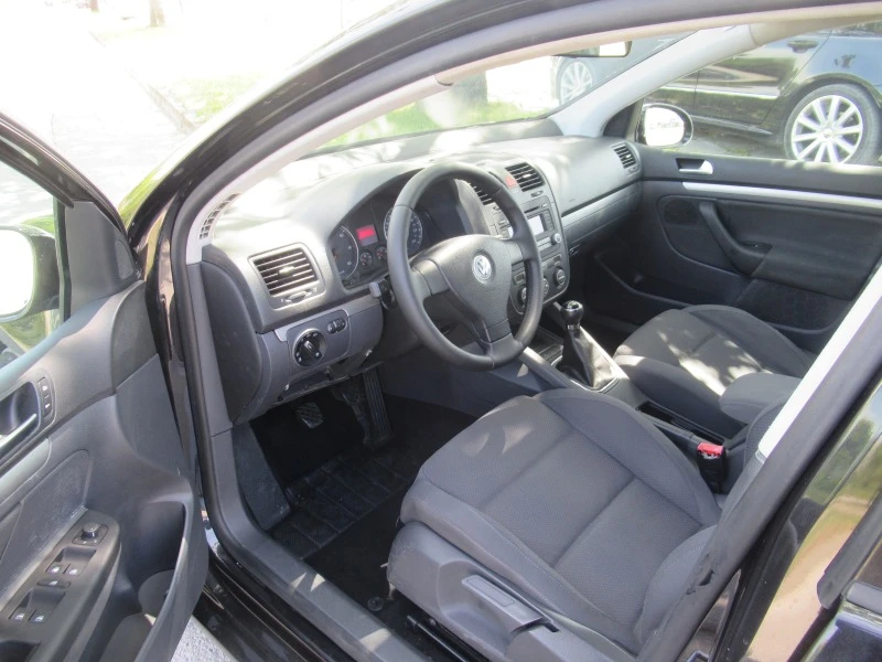 VW Golf 2.0TDI 140ps 6ск, снимка 11 - Автомобили и джипове - 40688619