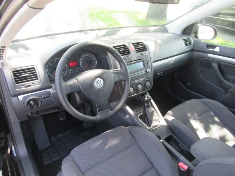 VW Golf 2.0TDI 140ps 6ск, снимка 12 - Автомобили и джипове - 40688619