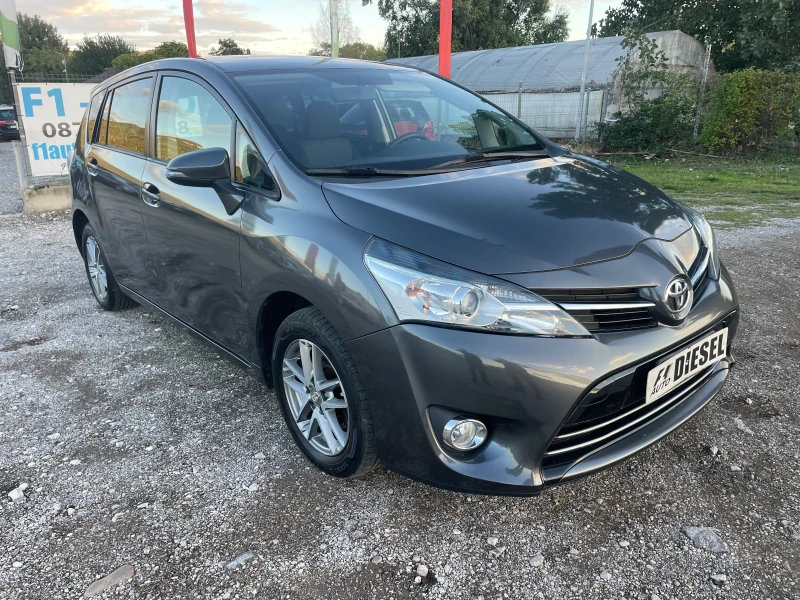 Toyota Verso 1.6D-4D-KAMERA-ITALIA, снимка 3 - Автомобили и джипове - 47503606