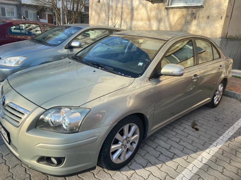 Toyota Avensis 1.8 VVT, снимка 2 - Автомобили и джипове - 47823251