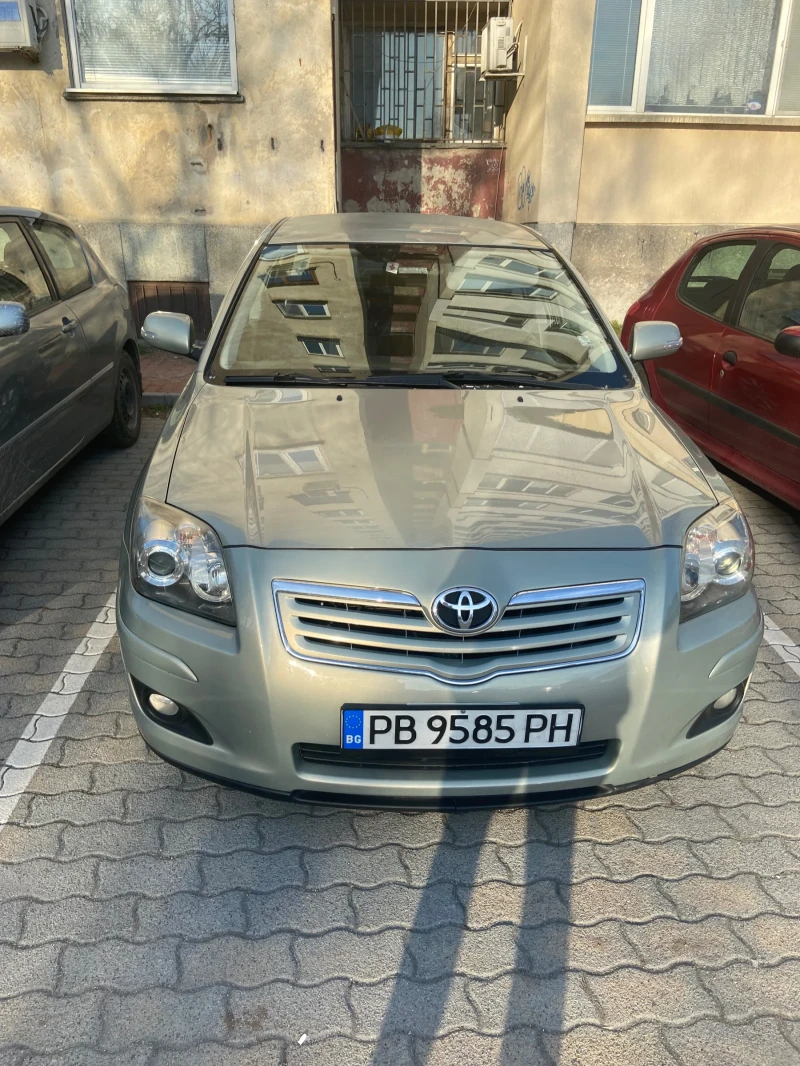 Toyota Avensis 1.8 VVT, снимка 1 - Автомобили и джипове - 47823251