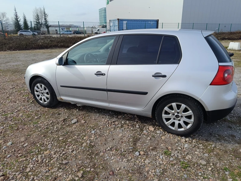 VW Golf 1.9 TDI, снимка 7 - Автомобили и джипове - 48023145