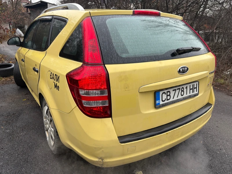 Kia Ceed 1.4, снимка 2 - Автомобили и джипове - 48317513