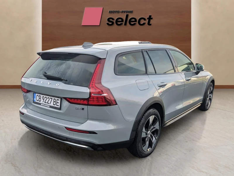 Volvo V60 Cross Country 2.0, снимка 4 - Автомобили и джипове - 48541505