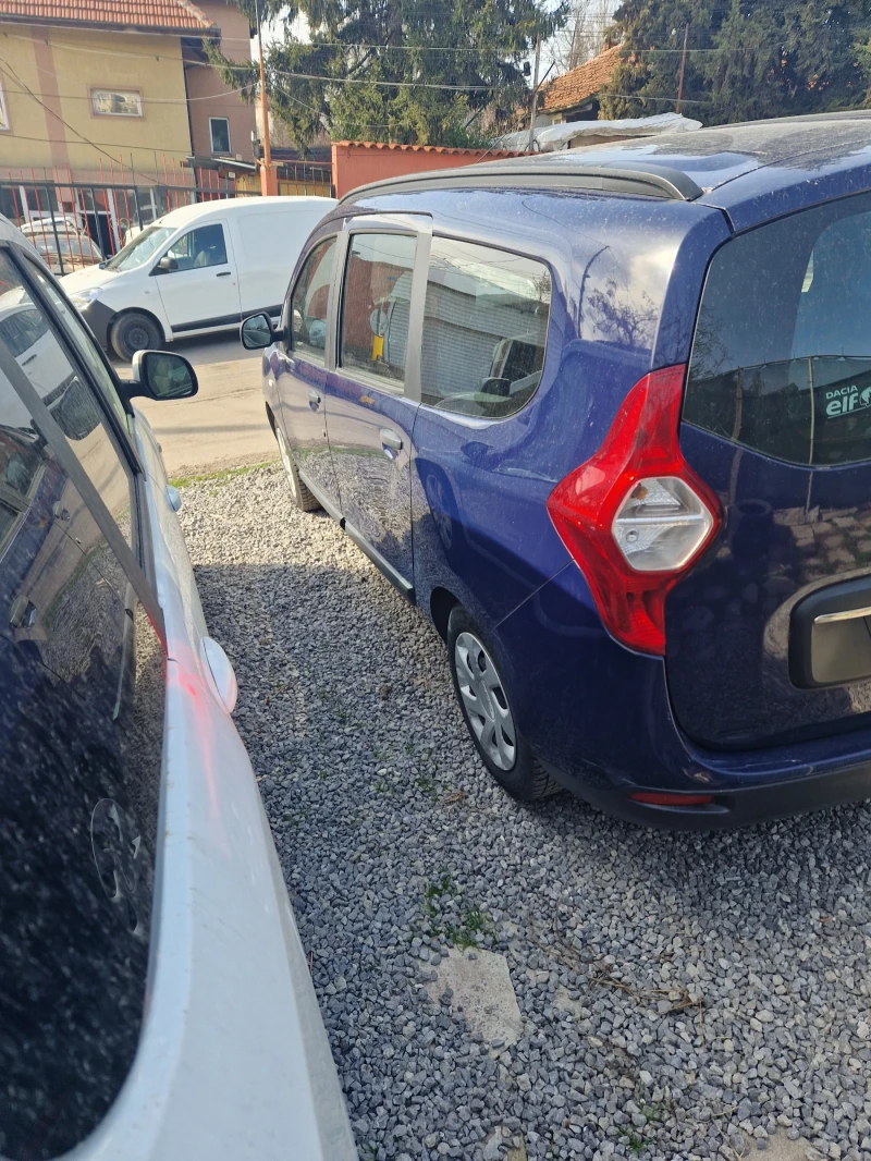 Dacia Lodgy 1.6  Бензин  - газ , 7 места, нави. , снимка 12 - Автомобили и джипове - 49997546