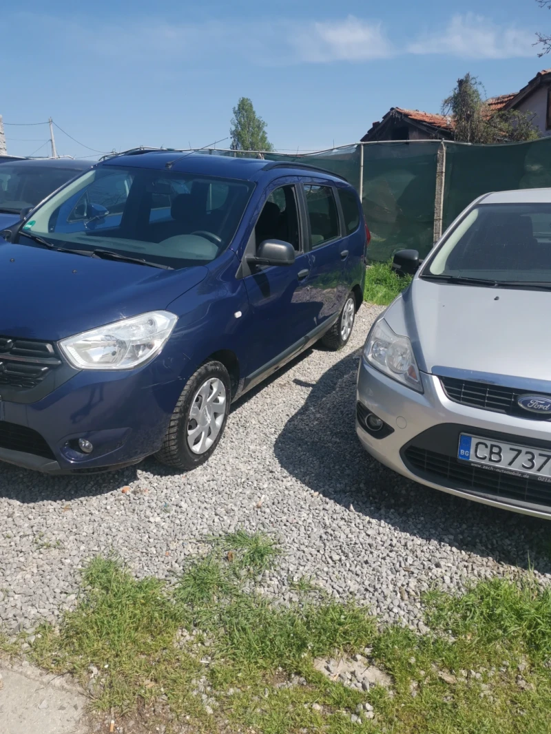 Dacia Lodgy 1.6  Бензин  - газ , 7 места, нави. , снимка 2 - Автомобили и джипове - 49997546