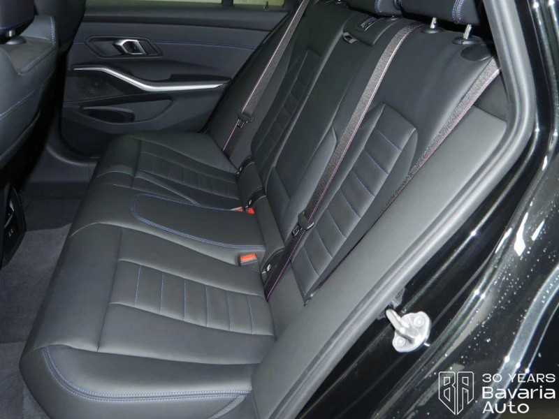 BMW 340 M340d xDrive Touring Sportautomatic, снимка 8 - Автомобили и джипове - 52727820