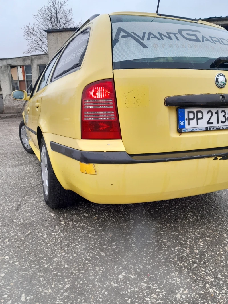 Skoda Octavia TOUR, снимка 5 - Автомобили и джипове - 53125894