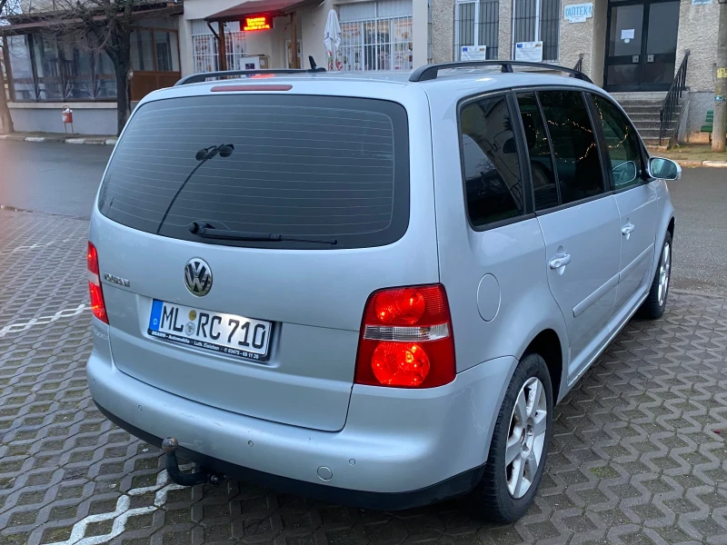VW Touran 1.9TDI, снимка 5 - Автомобили и джипове - 53191296