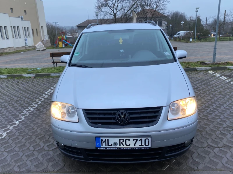 VW Touran 1.9TDI, снимка 3 - Автомобили и джипове - 53191296