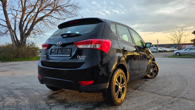 Hyundai Ix20 УНИКАТ/1.6d/116hp, снимка 4 - Автомобили и джипове - 53297697